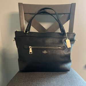 COACH Tyler Saddle Pebbled